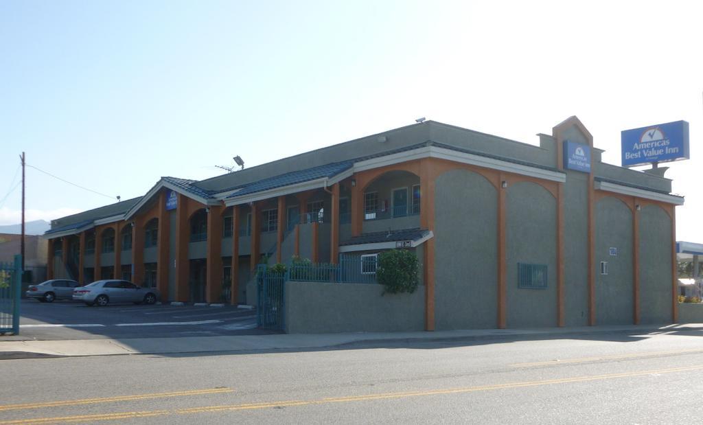 Americas Best Value Inn Corona Exterior foto